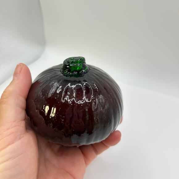 Blown Glass Red Onion Life Size Green Stem Unique Beautiful - Picture 5 of 10